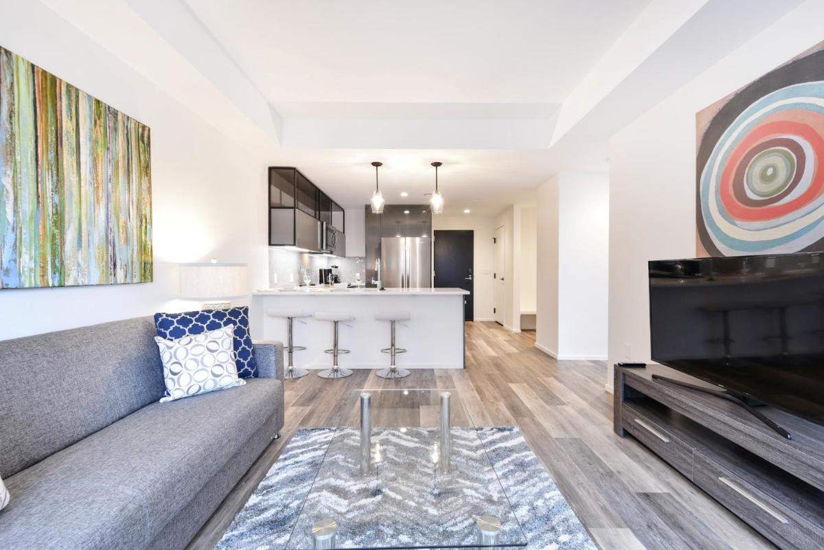 Global Luxury Suites in South End - image 7