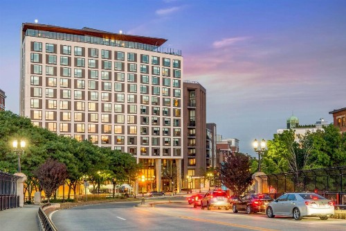 Cambria Hotel Boston Downtown-South Boston