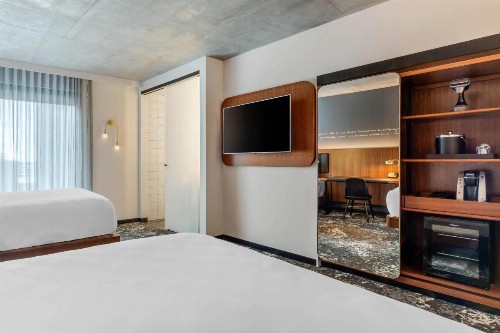 Cambria Hotel Boston Downtown-South Boston - image 13
