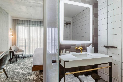 Cambria Hotel Boston Downtown-South Boston - image 17
