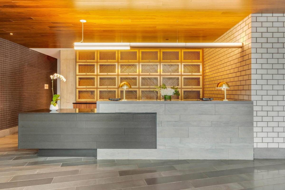 Cambria Hotel Boston Downtown-South Boston - image 3