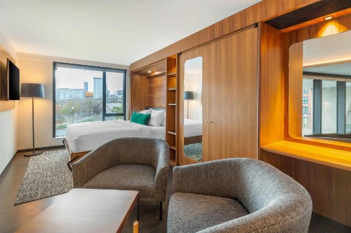 Cambria Hotel Boston Downtown-South Boston - image 32