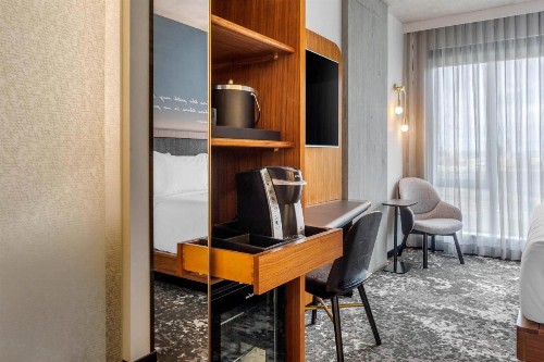 Cambria Hotel Boston Downtown-South Boston - image 7