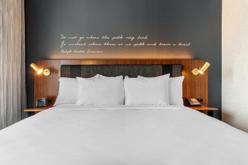 Cambria Hotel Boston Downtown-South Boston - image 9