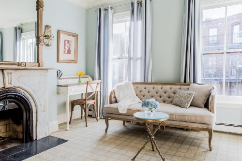 Clarendon Square - image 4