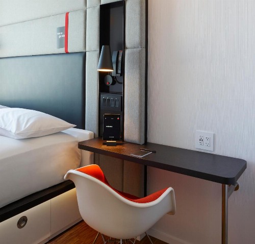 citizenM Boston North Station - image 11