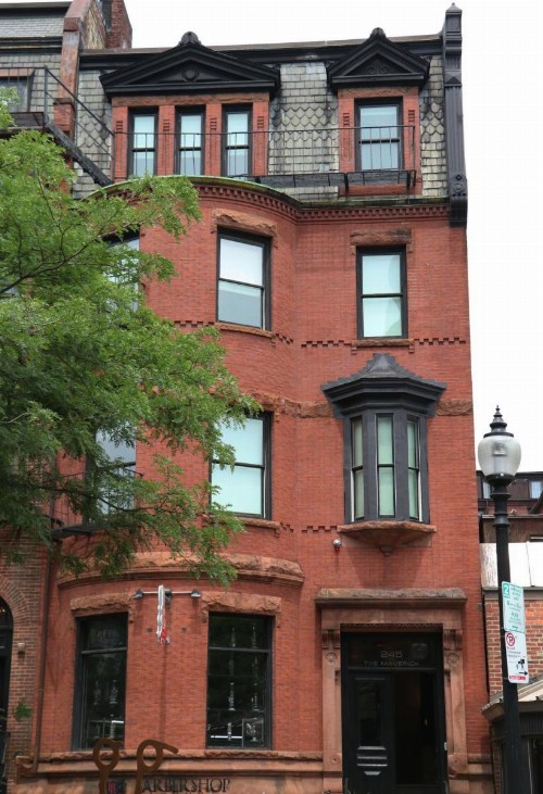 Cozy Studio on Newbury Street #1 - image 4
