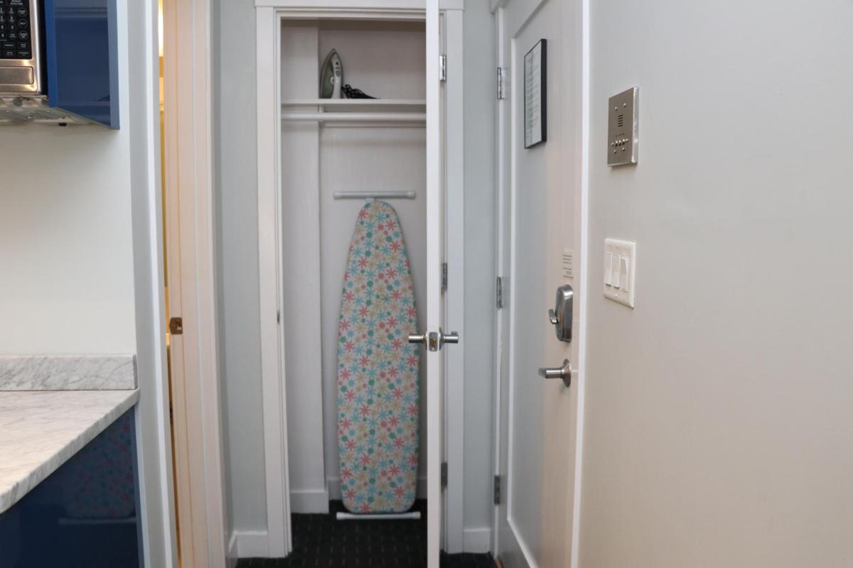 Furnished Newbury Street Studio #6 - image 5