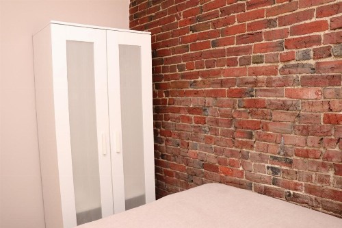 Cheap Furnished Two-Bedroom Apartment Downtown Boston Garden Unit - image 3