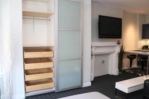 Stylish Studio on Newbury Street #10 - image 7