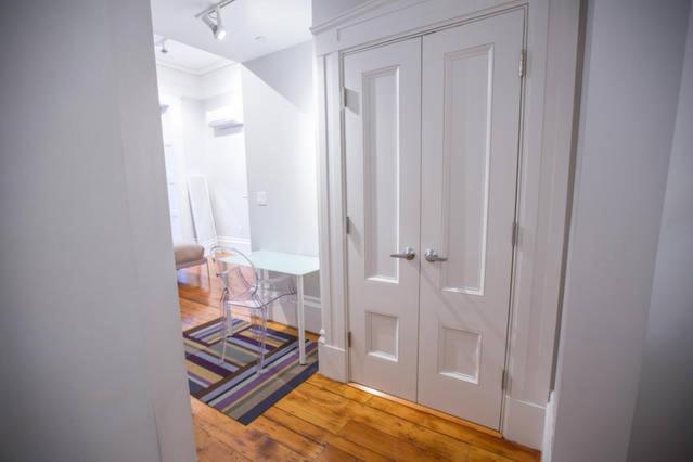 Comfy Beacon Hill Studio Great for Work Travel #7 - image 5