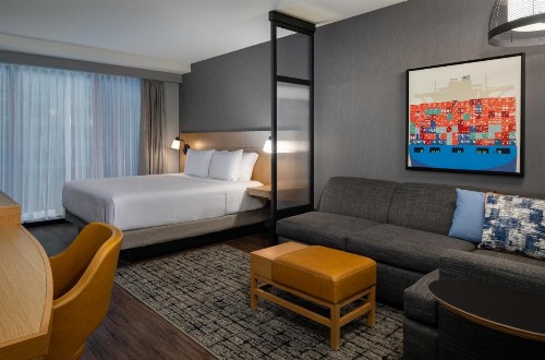 Hyatt Place Boston/Seaport District - image 11