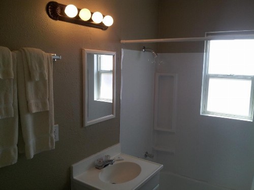Oasis Boutique Motel - image 22