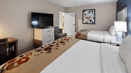 Best Western Heritage Inn and Suites - image 17