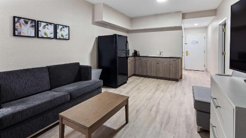 Best Western Heritage Inn and Suites - image 3