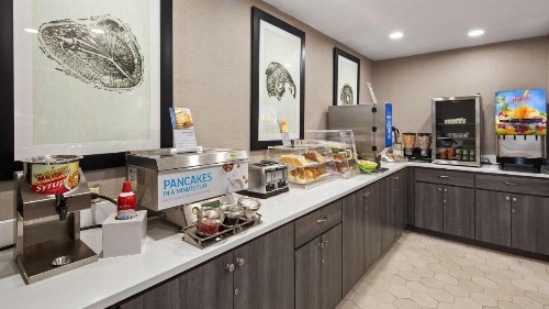 Best Western Heritage Inn and Suites - image 5