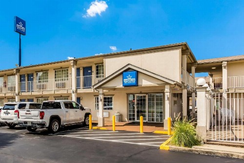 Motel 6-Bowling Green KY - image 2