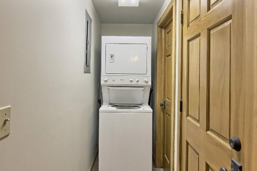 823 Mountain Cabin - image 2