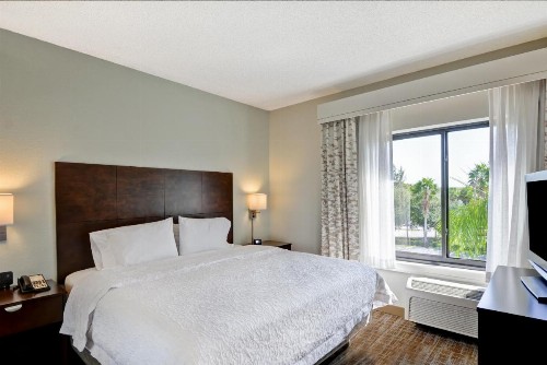 Hampton Inn & Suites Boynton Beach - image 19
