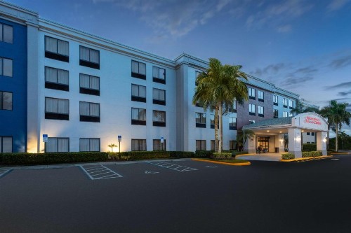 Hampton Inn & Suites Boynton Beach - image 27