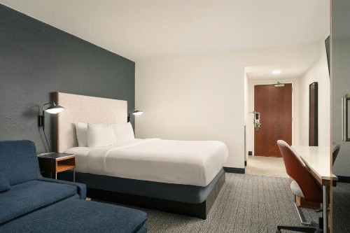 Courtyard by Marriott Boynton Beach - image 12