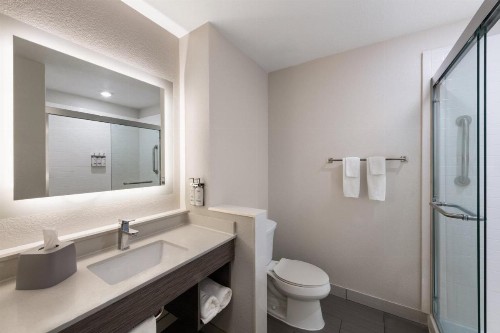 Holiday Inn Express & Suites Boynton Beach West - image 27