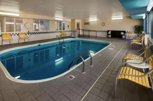 Quality Inn & Suites - image 5