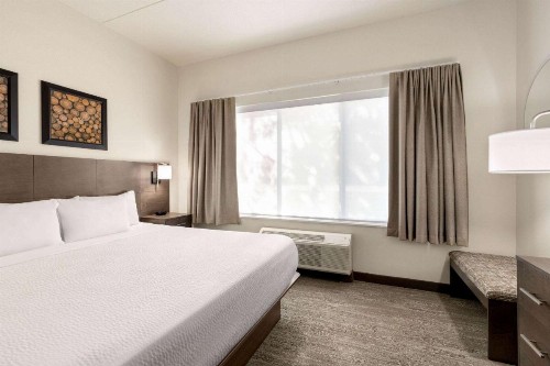 Days Inn & Suites by Wyndham Bozeman - image 25