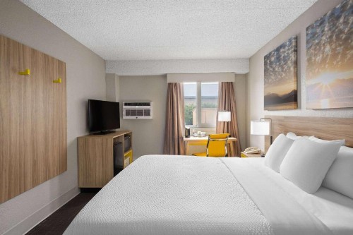Days Inn & Suites by Wyndham Bozeman - image 28