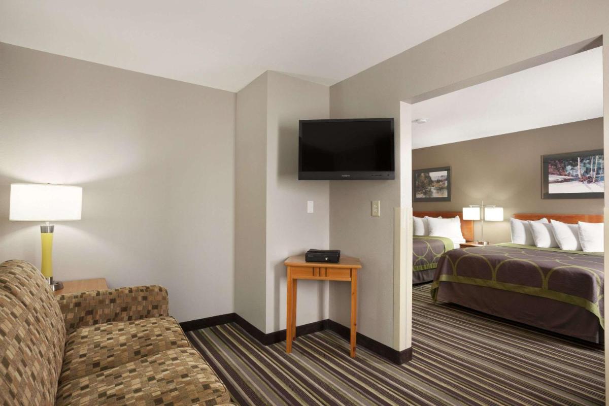 Super 8 by Wyndham Bozeman - image 3