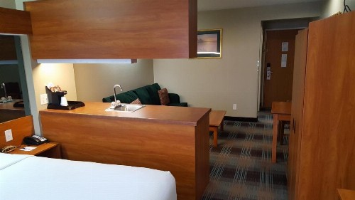 Microtel Inn & Suites by Wyndham Bozeman - image 21