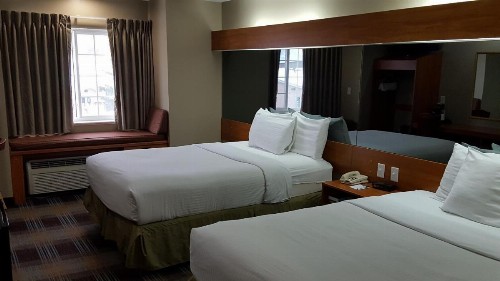 Microtel Inn & Suites by Wyndham Bozeman - image 23