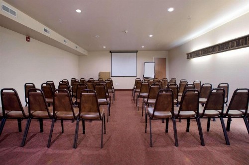 Microtel Inn & Suites by Wyndham Bozeman - image 30