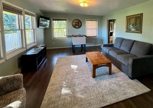 Fox Hollow Inn - image 11