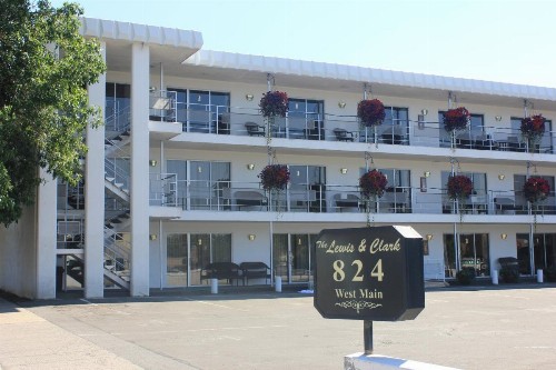 Bozeman Lewis & Clark Motel - image 27