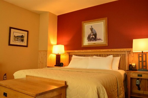 Gallatin River Lodge - image 13