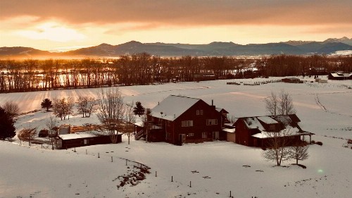 Gallatin River Lodge - image 44