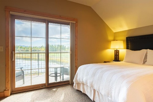 Gallatin River Lodge - image 7