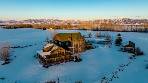 Gallatin River Lodge - image 8