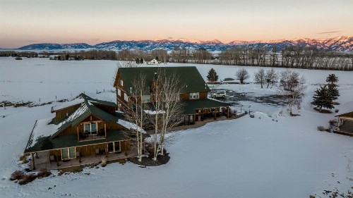 Gallatin River Lodge - image 9