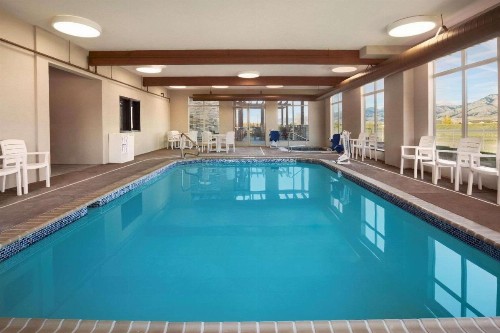 Country Inn & Suites by Radisson Bozeman MT - image 25