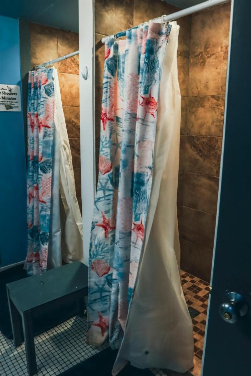 Treasure State Hostel - image 13