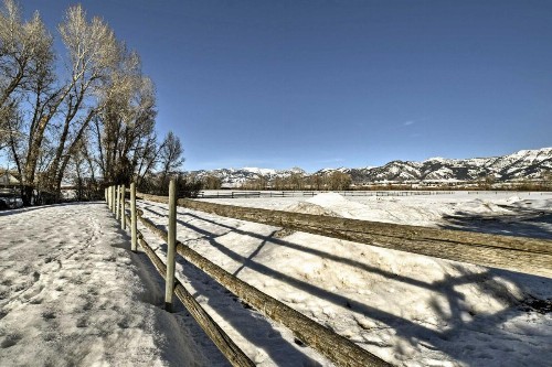Secluded Luxury Home - 20 Mi to Bridger Bowl Ski! - image 11