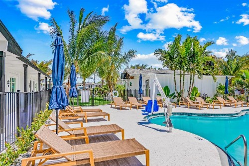 Pelican Post at Anna Maria Island Inn - image 37