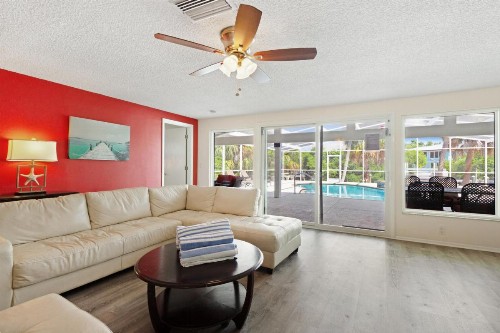 Anna Maria's Finest - image 11