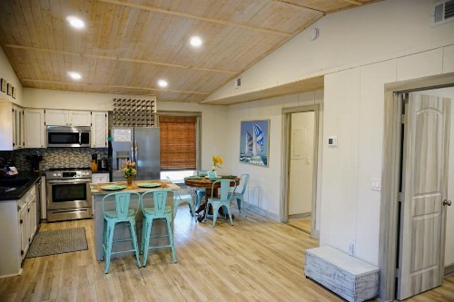 AMI Tree House - image 2