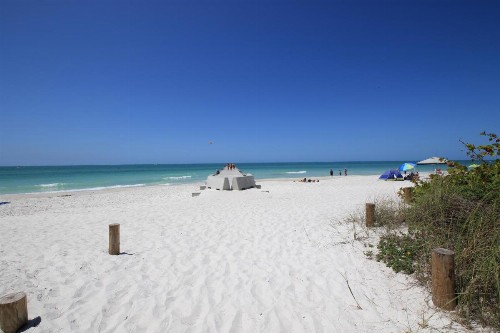 The Anna Maria Island Beach Breeze - image 7