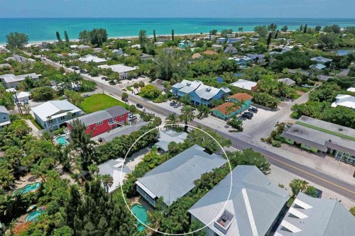 Mon AMI Beach House - image 10