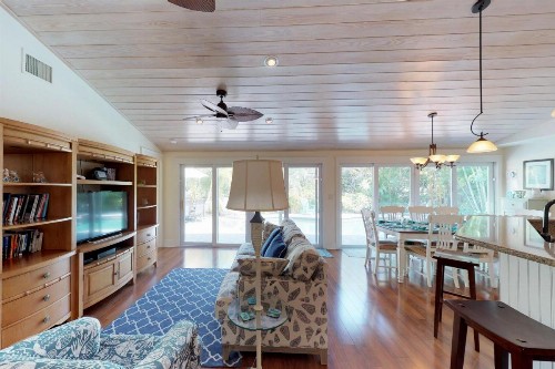 Paradise Pointe - image 12