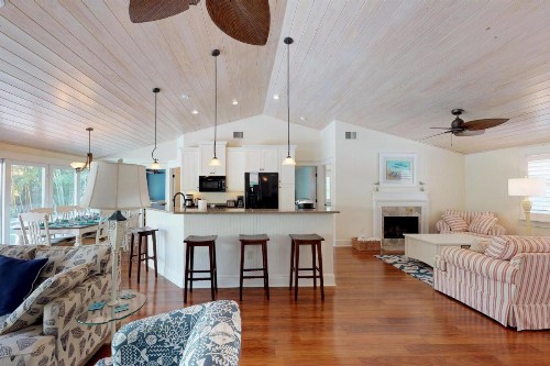 Paradise Pointe - image 8